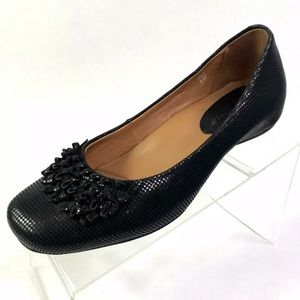 Earthies Valla Leather Flats Black Slip On Comfort